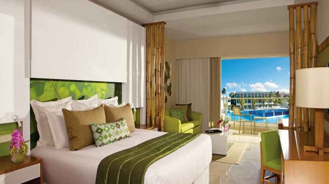 Preferred Club Junior Suite Poolview (Adults Only)